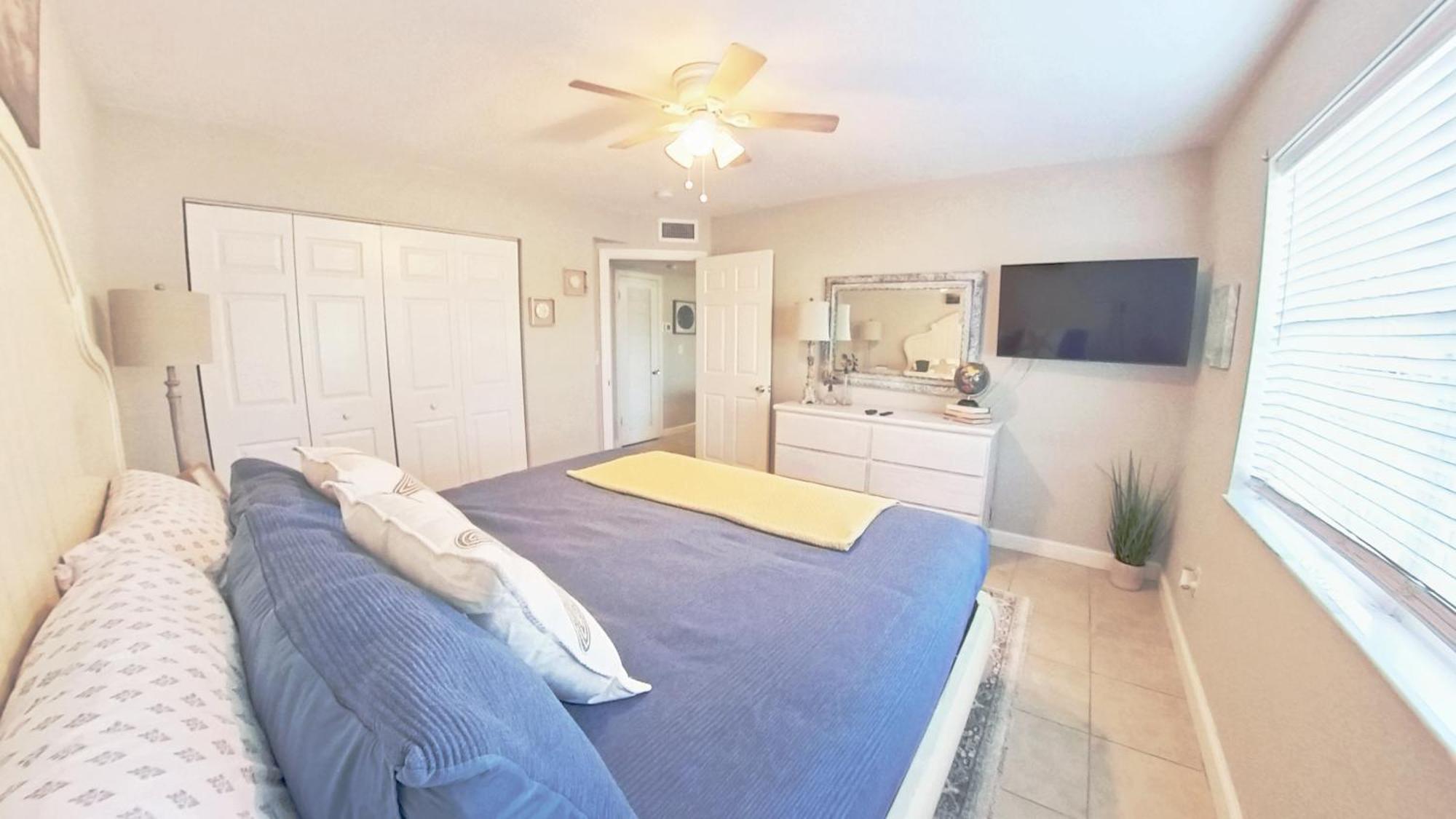 Naples Park Oasis - Cozy Two Bedroom Apartment Exteriör bild